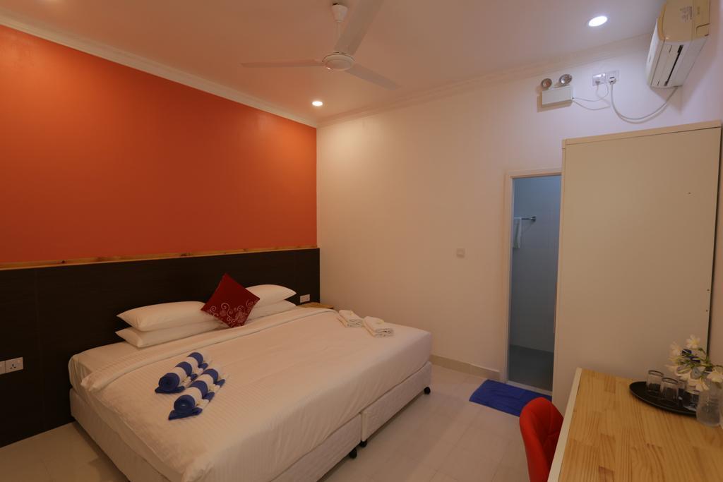 Scuba Inn Omadhoo Экстерьер фото