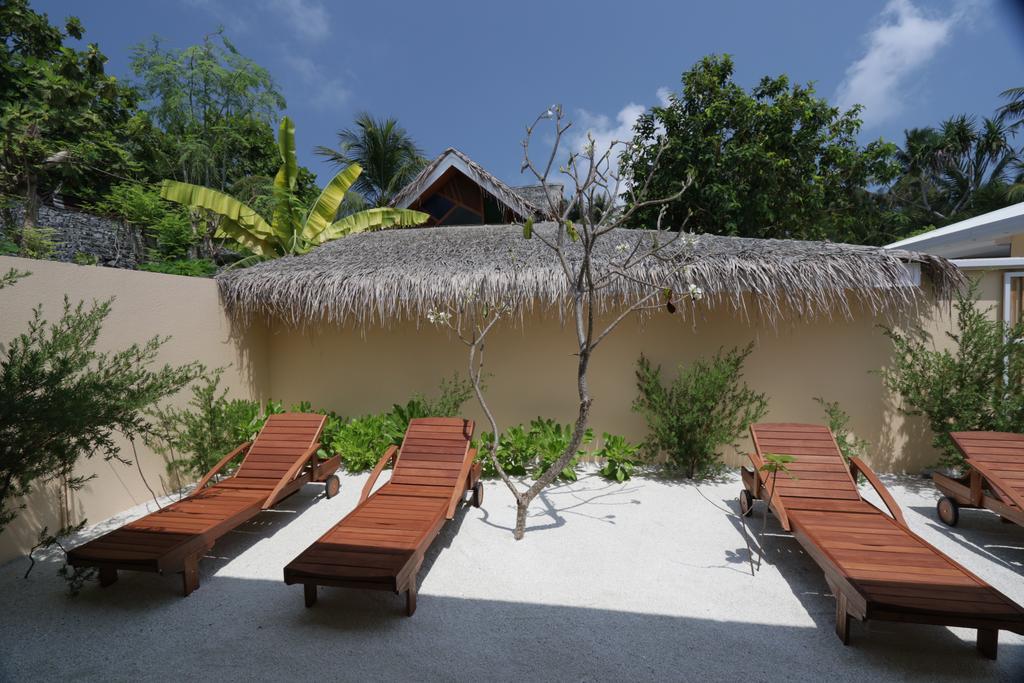 Scuba Inn Omadhoo Экстерьер фото