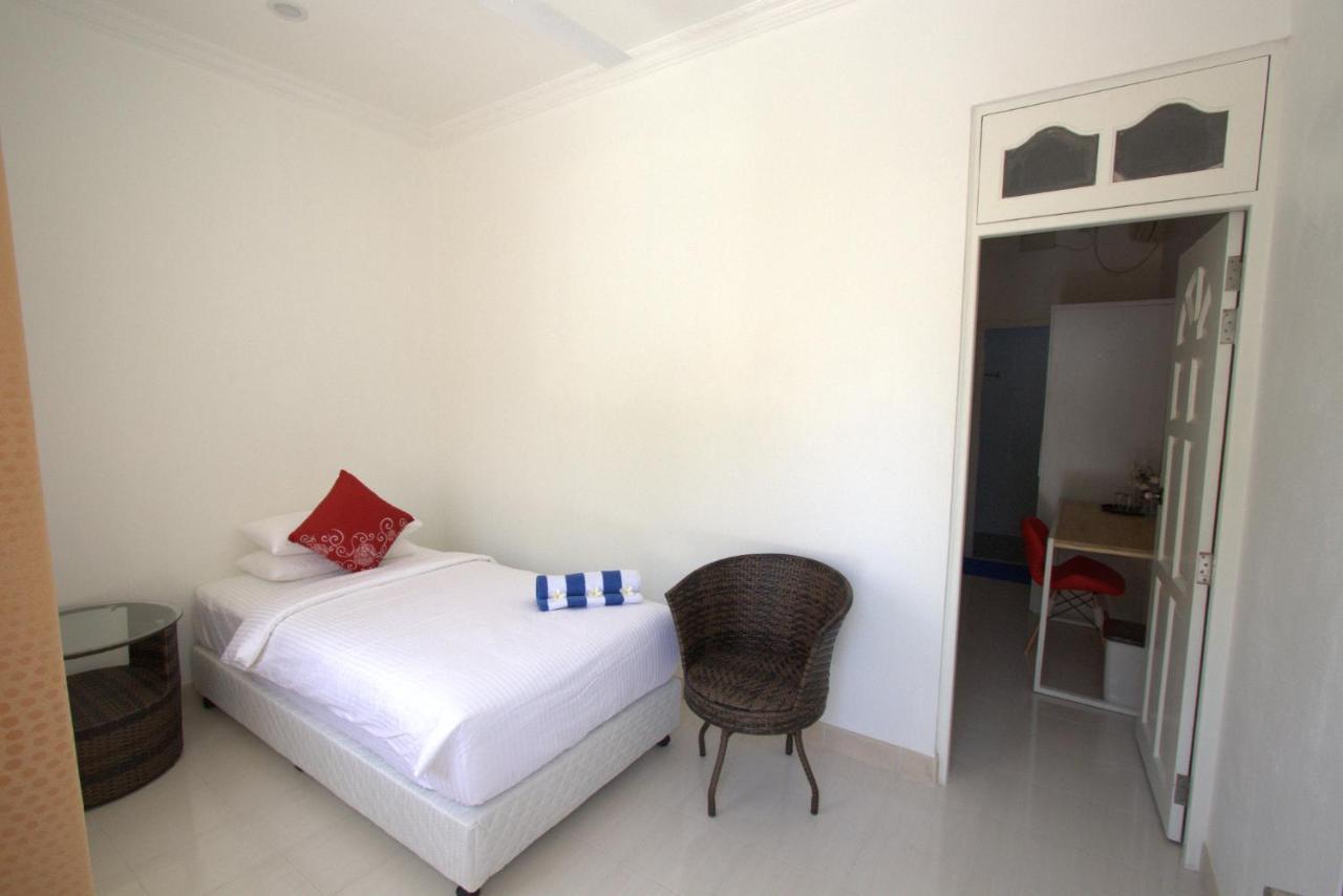 Scuba Inn Omadhoo Экстерьер фото